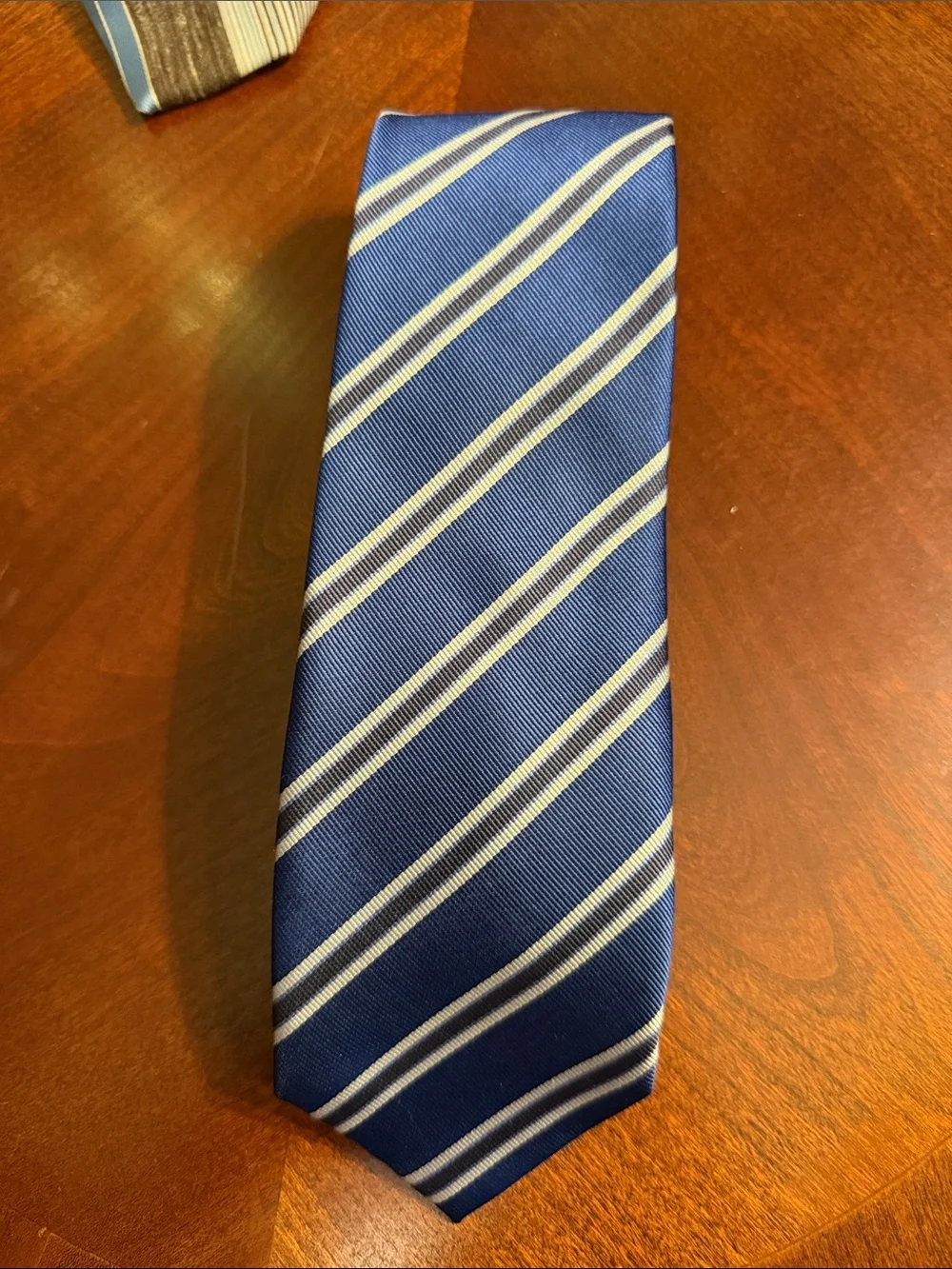 Banana Republic Blue and White Striped Men's Tie